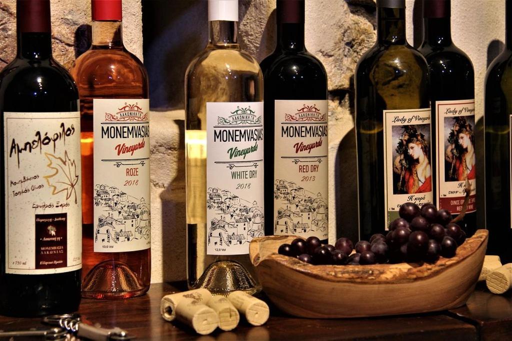 Liotrivi Historical Mansion And Boutique Hotel Monemvasia Bagian luar foto